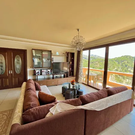 Two-floor Luxury Big House In Karpathos Apérion